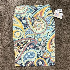 NWT LuLaRoe Cassie Skirt - S